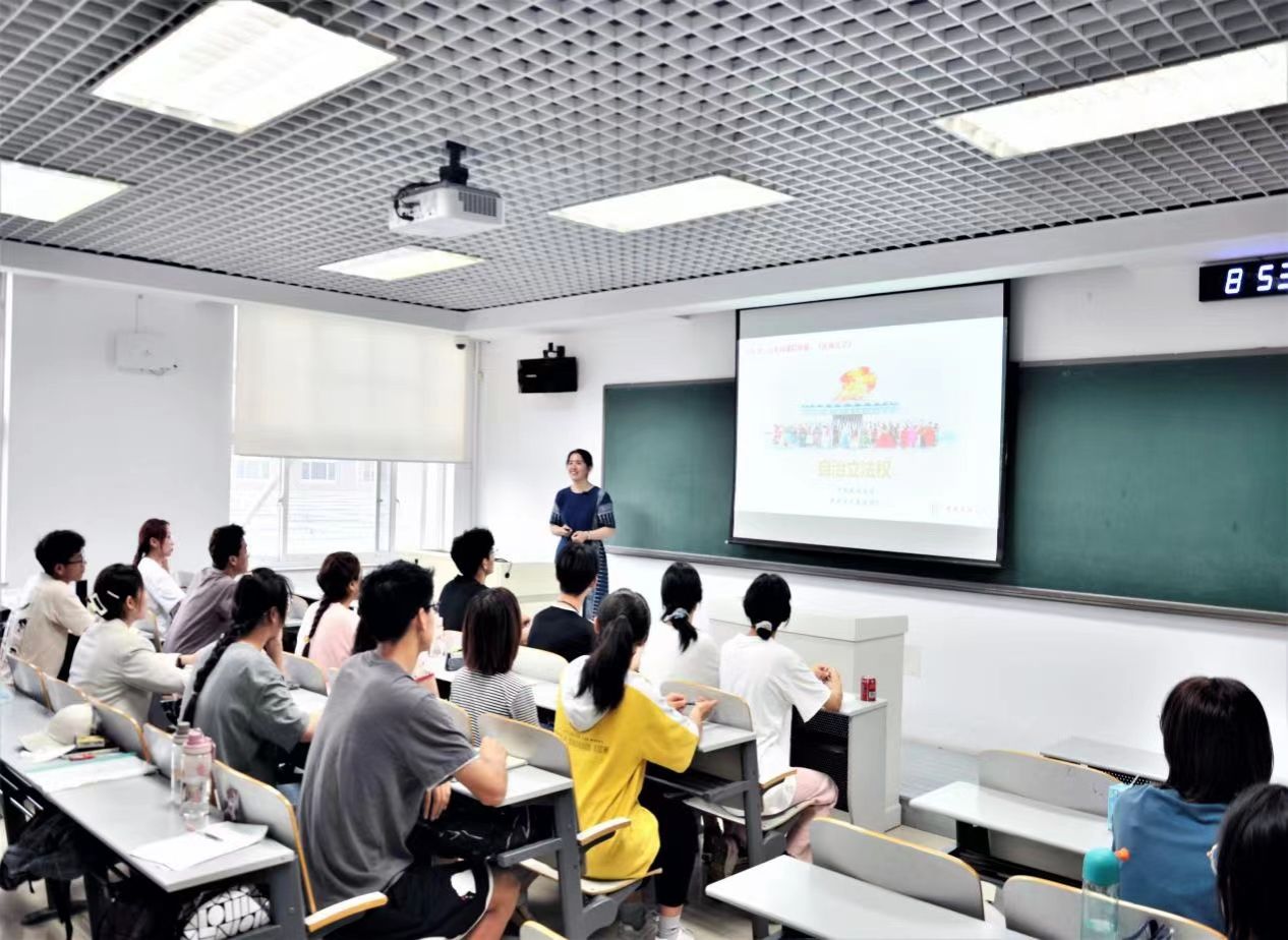 师者｜田艳：“向学生多说几句话！”