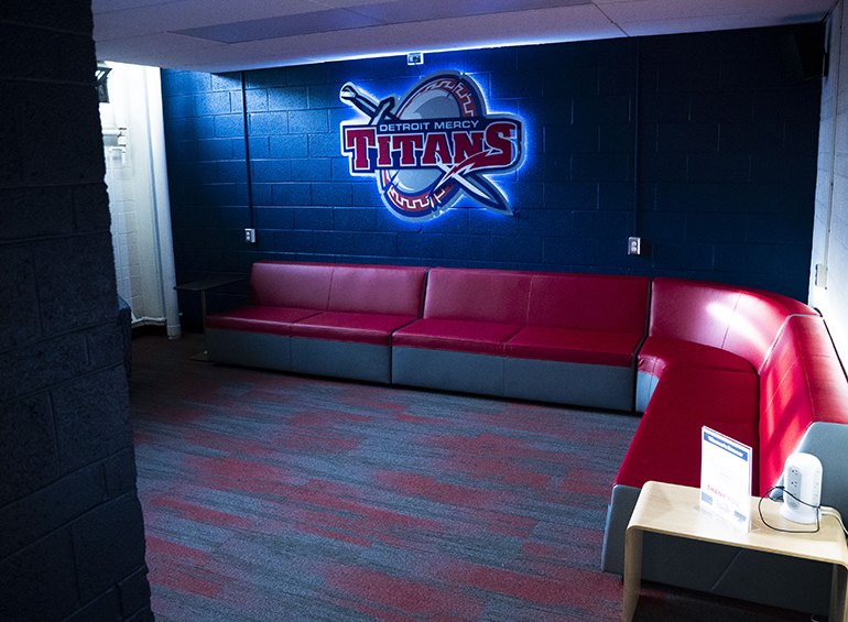lockerroom seating