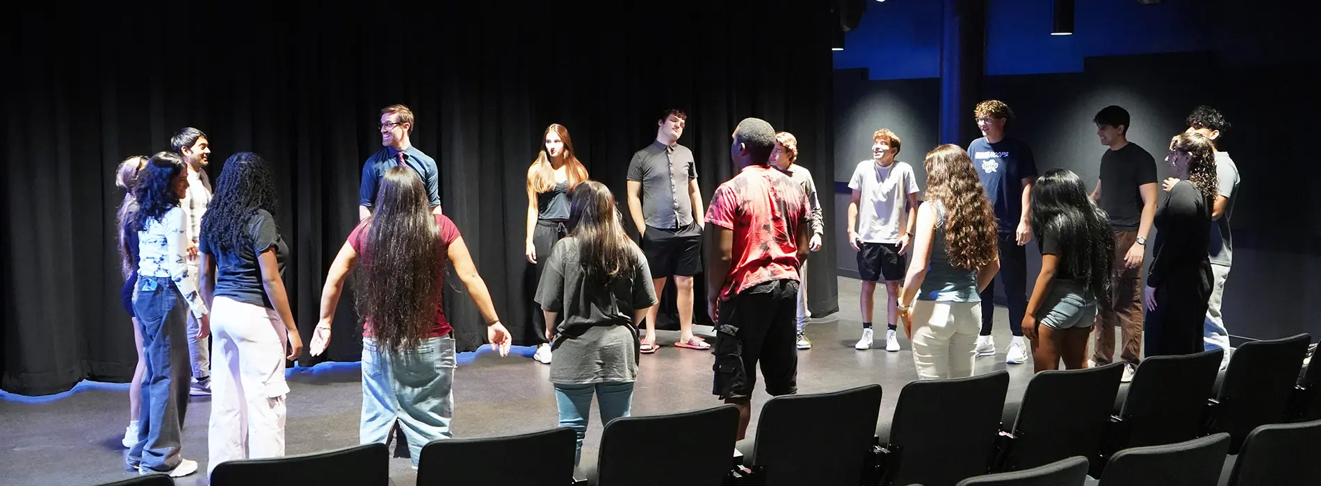 illustration of blackbox theatre